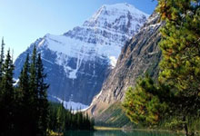 TK体育：【原创】今日竞彩足球预测推荐：周二003意甲 科莫VSAC米兰.